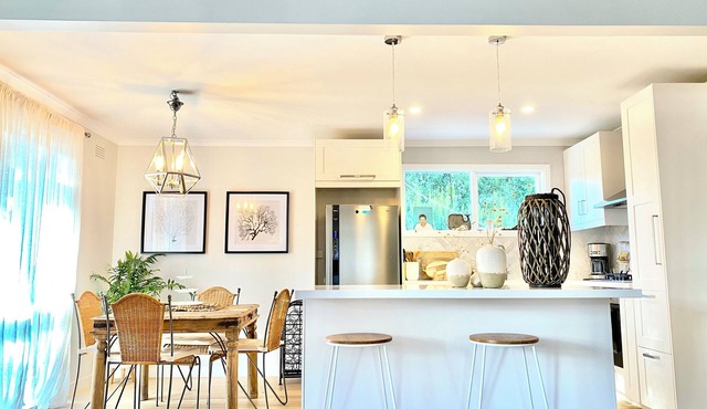 Rosebud Lovely House 1 - Peninsula Holiday Rental, Rosebud Lovely House 1 - Mornington Peninsula Hol