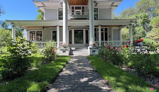 Rosedale at Historic Hopffgarten House