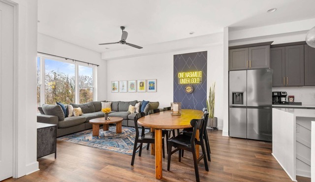 Rosedale ~ Huge New Condo ~ 3BR + Bonus ~ 3 Miles to Broadway ~ Near GEODIS Park