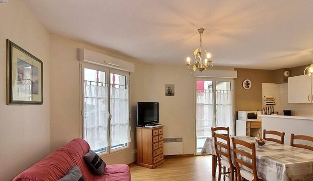 ROSEDESSABLES: Beautiful apartment near the sea and the city