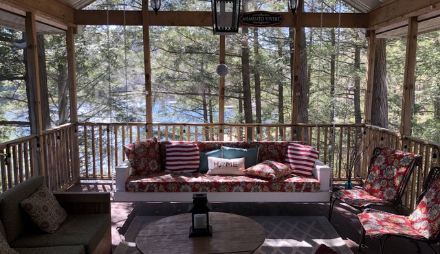 Rosehill Cottage - a jewel on the Lake