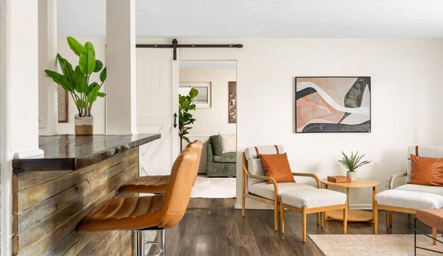 Rosehill Rise: 3BR, 2BA Ranch