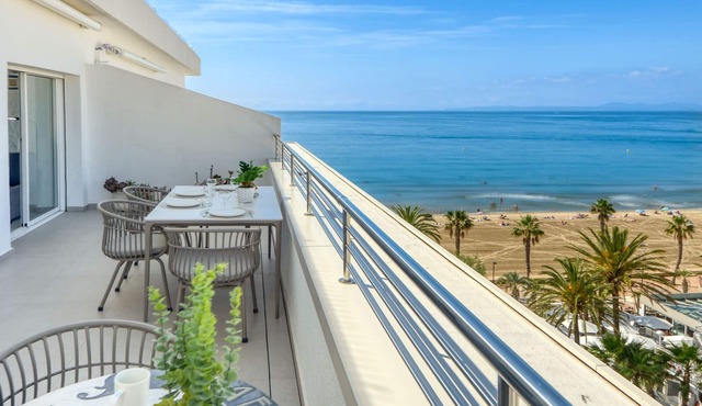 Roses Holiday Center by Interhome