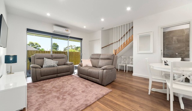 Rosewater Dromana, Rosewater 2