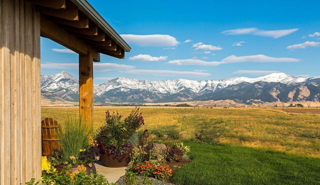 Ross Creek Cabin #5 Spectacular Mountain Views