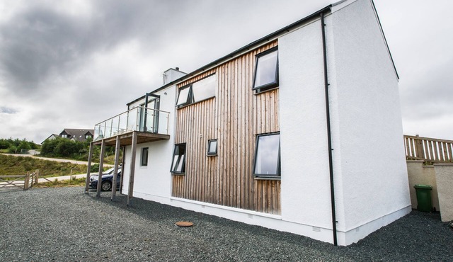 Ross House (What a Sea View!)