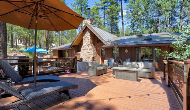 Rosscup Reserve Secluded Cabin w/Spa & Deck!