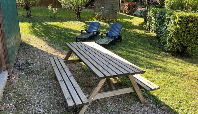 Rossignol, wooden cottage in the Hameau des Laurières