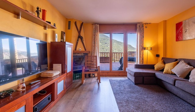 Rossinyol Apartment for 6, terrace facing El Tarter