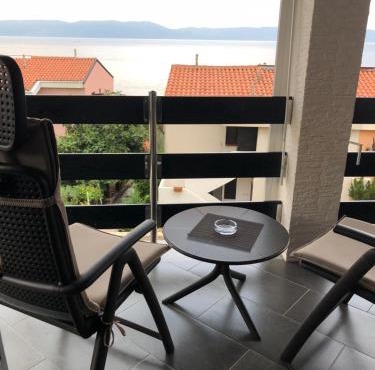 Rosso Apartment 400 m from Beach, Comfortable Stay & Free Parking