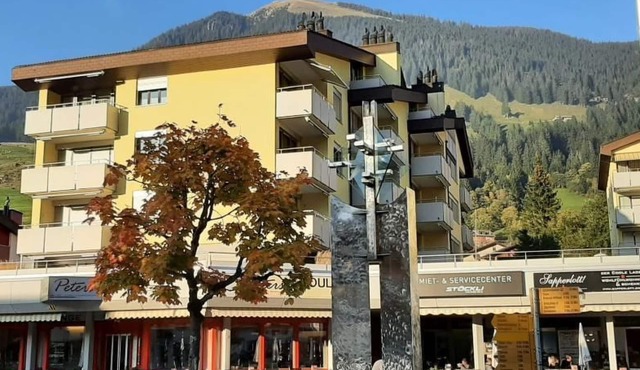 Rothorn-Center A (1.OG- Schöpfer) by Interhome