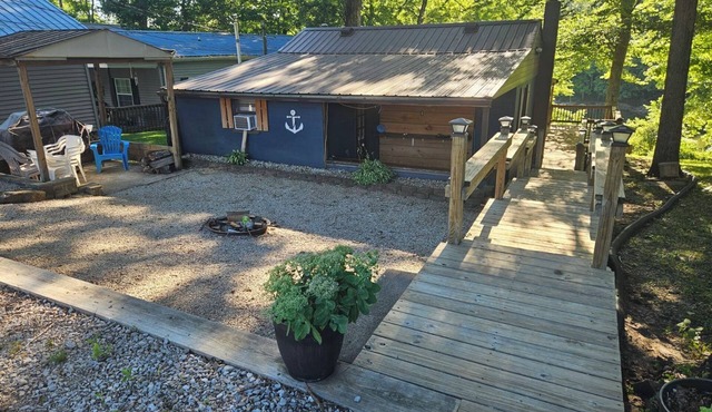 Rough river cabin