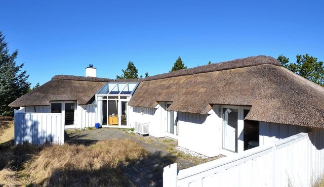 "Roulf" - 1.1km from the sea by Interhome