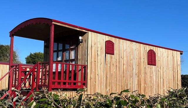 Roulotte (16 m² - 2 adults + 2 children - 12 years) sleeps 4