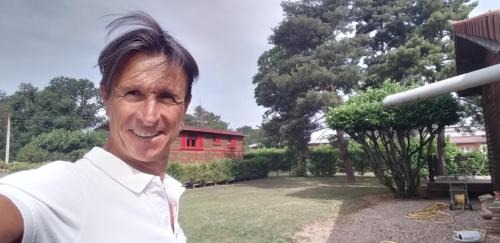 Roulotte atypique calme au milieu de la verdure