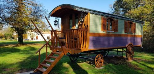 Roulotte Au Bois Chéri - Au Bois