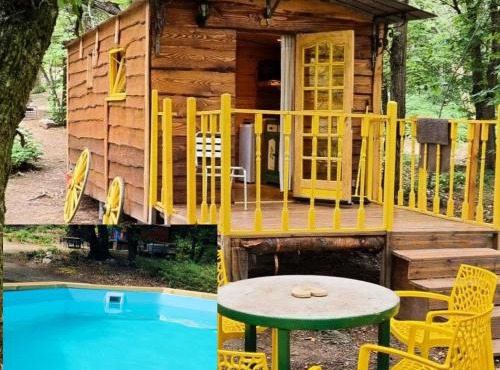 Roulotte avec piscine la jonquille