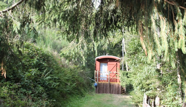 ROULOTTE BETWEEN ARDECHE AND HAUTE-LOIRE