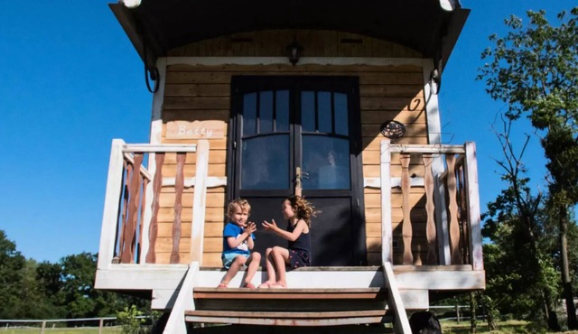 Roulotte-gîte 5 persons