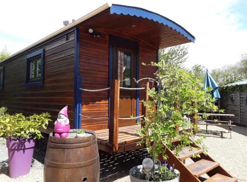 Roulotte Insolite avec Bain Nordique Privé à La Flèche - FR-1-410-485