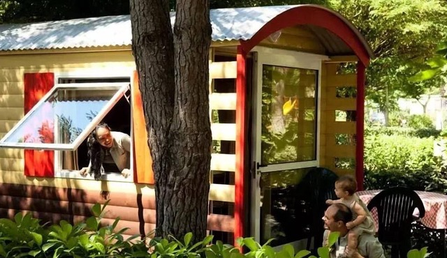 Roulotte Insolite Nature 2 to 4 persons - 2 pers. included in the price