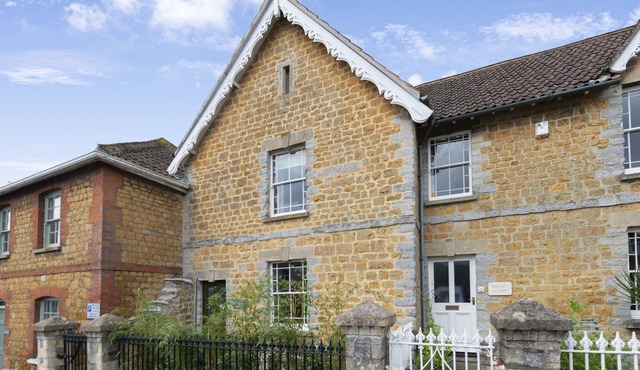 Round House Cottage cleverly combines modern styling with original features
