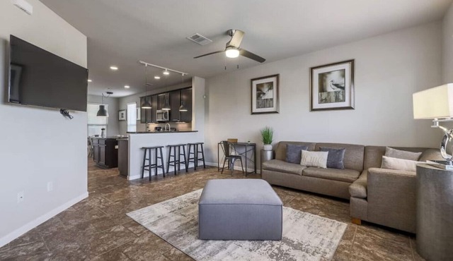 Round Rock Retreat 4 miles from Kalahari Resort