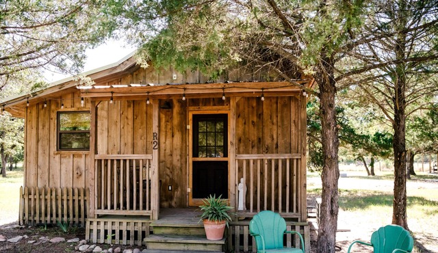 Round Top Royale R.2 - 6 miles from Round Top!