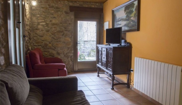 Roure Apartment (Casa Mosén Batista)