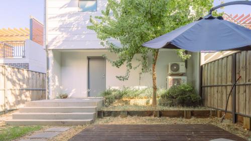 Rousehill cozy 4Br house close to Train&Shopping&Parks