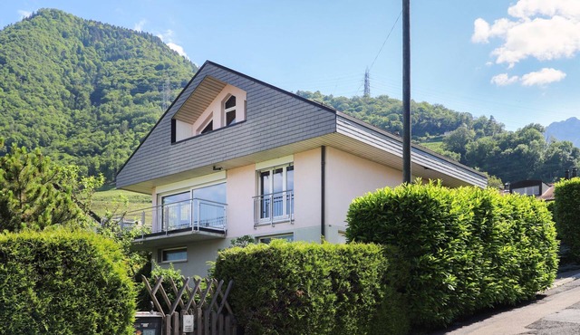Route de la Muraz 9 by Interhome