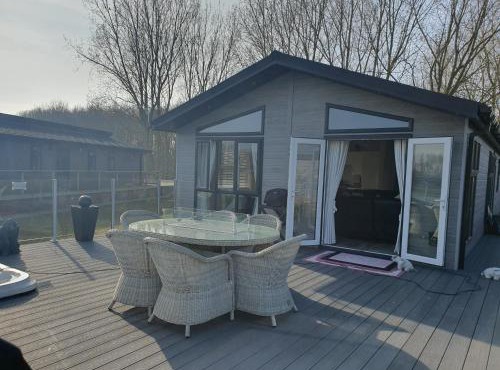 Routh 2-Bed Luxury Lodge Hot Tub & Lake View