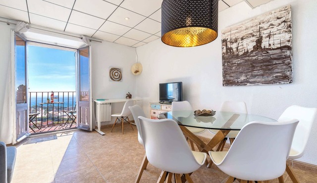 Rovellat by Unik Tarragona