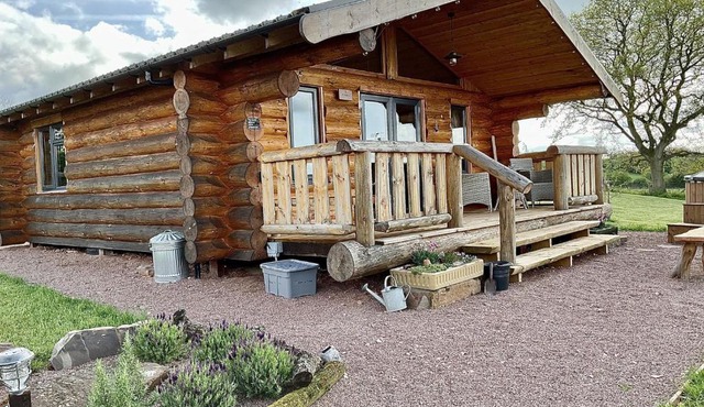 Rowan - Tedstone Log Cabins