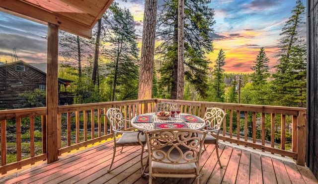 Rowdy Bear Retreat | Mountain Views, Fireplace, Hot Tub, Perfect for Families