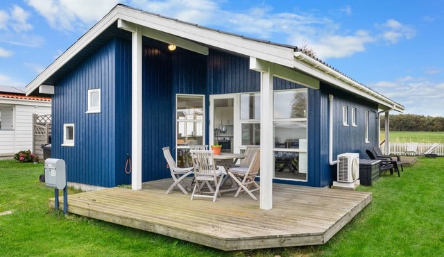 "Roya" - 100m from the sea by Interhome