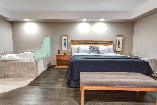 Royal Hotel Calgary, Trademark Collection by Wyndham