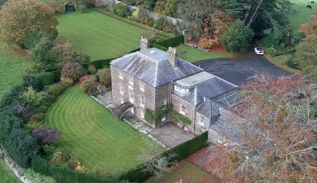 Royal Mansion on the Glamis Estate - perfect for families and large groups