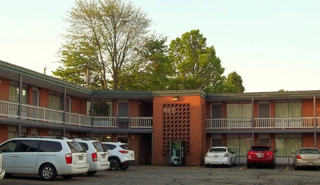Royal Motel