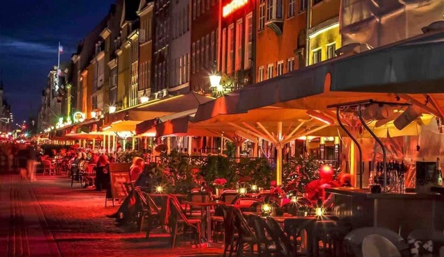 Royal Residence – 2BR by Amalienborg