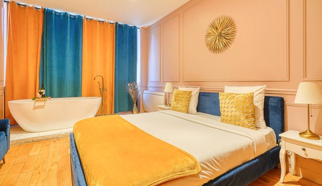 Royal Suite Paris Republique