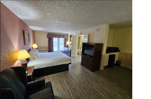 Royal Suites Baton Rouge near LSU and Airport