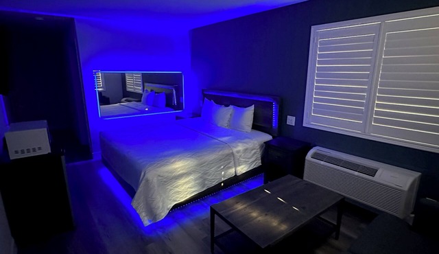 Royale Inn Motel