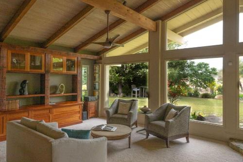 RSF Luxury 1 ac Retreat, Hot Tub, Trails, Pets OK