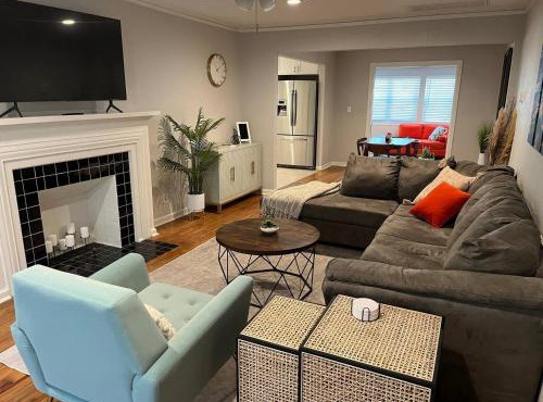 Rt 66 Fairgrounds Retreat by Tulsa Getaways