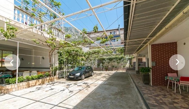 RUŽA 2 studio apartmani