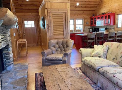 Ruby Cabin at Splendor Mountain