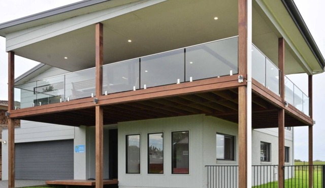 Ruby's At The Beach, TOP NOTCH