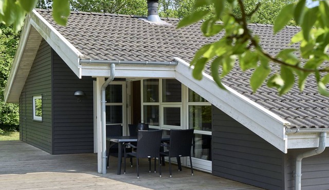 "Rudolf" - 400m from the sea by Interhome