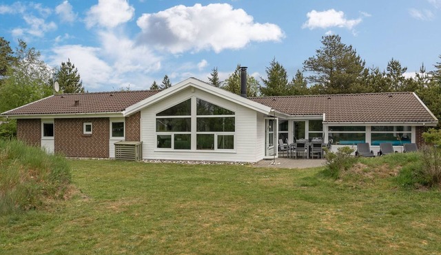 "Rudy" - 900m to the fjord by Interhome